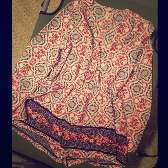 Floral romper! Worn once!