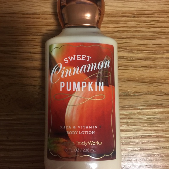 Bath & Body Works lotion
