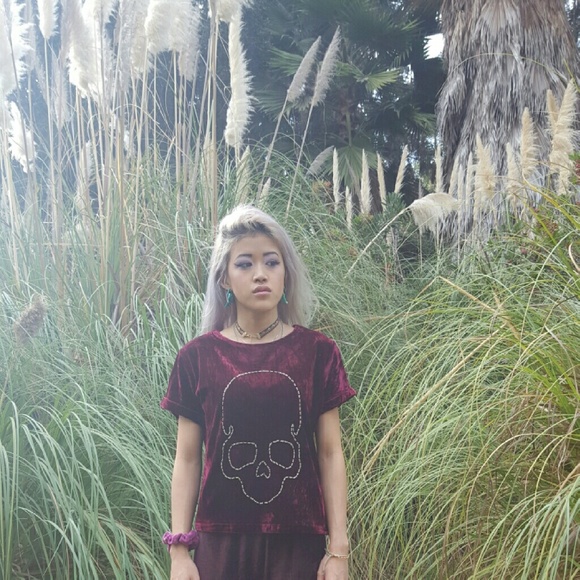 Crushed Velvet Skull Tee