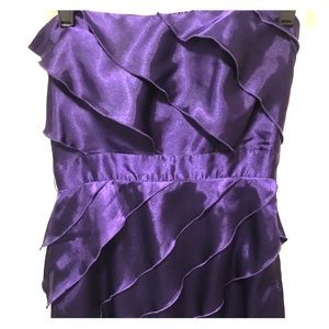 Strapless Laundry by Shelli Segal cocktail dress