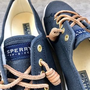 Super cute Sperry sneakers!