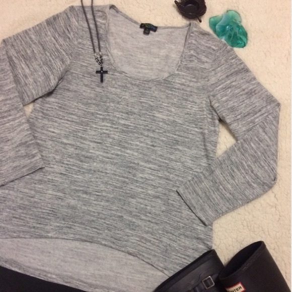 Asics ASX Gray High-Low Sweatshirt - Like New - Picture 3 of 4
