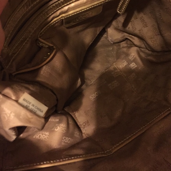 Michael Kors purse&wallet - Picture 2 of 4