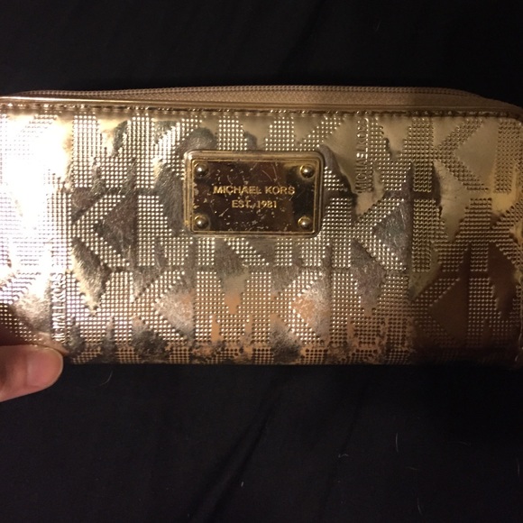 Michael Kors purse&wallet - Picture 3 of 4
