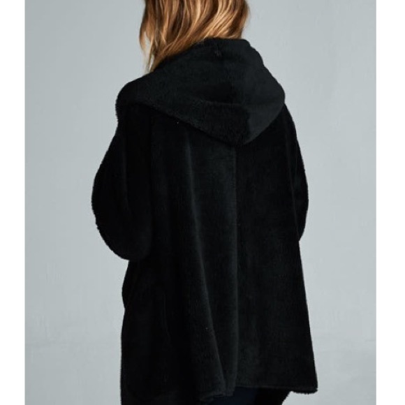 SALE❗️Faux Fur Plush Cardigan Jacket - Picture 3 of 4