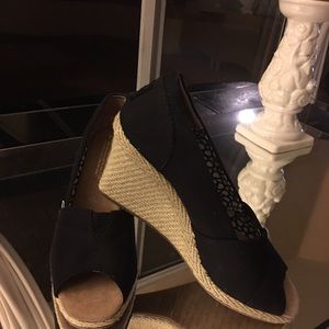 Toms Espadrilles never worn
