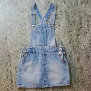 Overall denim skirt