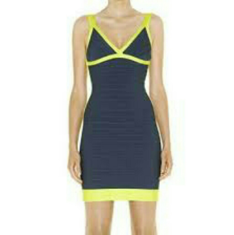 100% AUTHENTIC  HERVE LEGER DRESS (M)