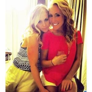 Meet your Posher, Elle