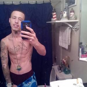 Meet your Posher, Nicky ray