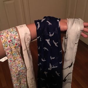 Selling scarves and ribbon belts