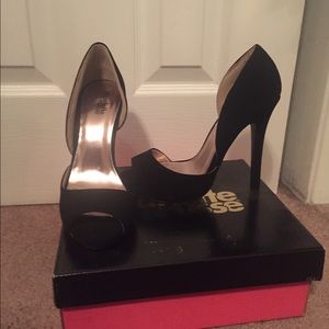 NEW Black peep toe pumps!!!