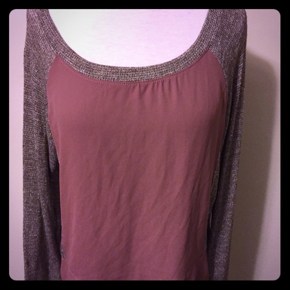 Boutique Top w Shimmery sleeves! Gorgeous!! NEW!