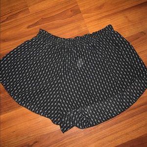 BrandyMelville black shorts