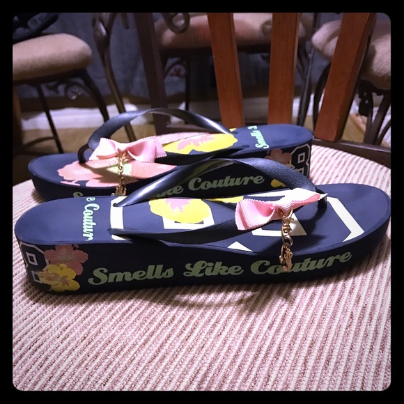 Juicy Couture Flip Flops