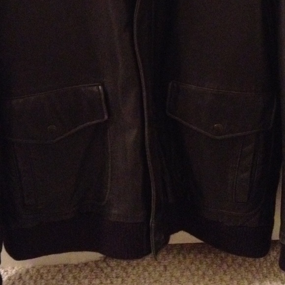 100% Authentic Leather Jacket - Picture 2 of 3