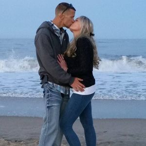 Meet your Posher, Dustin