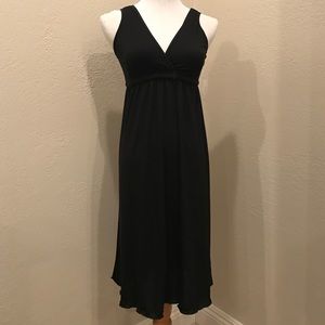 Amamante Nursingwear Pull Down Nursing Gown Size M