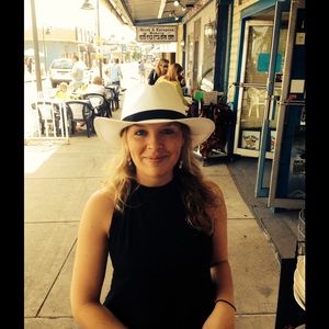 Meet your Posher, Heidi