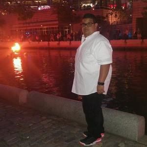 Meet your Posher, Dwayne