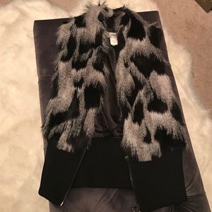 Fur Vest!