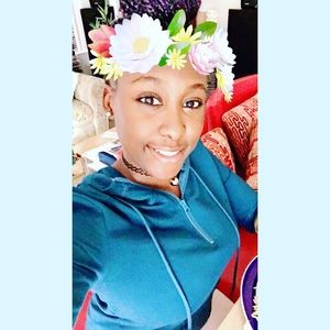 Meet your Posher, Sheneel