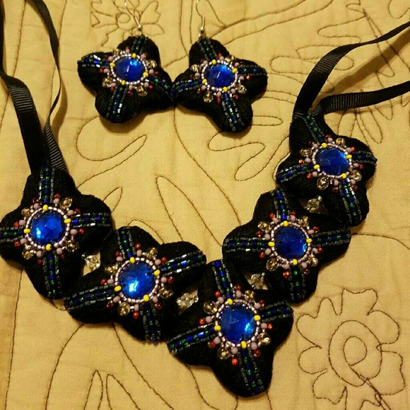 Beaded necklace and earrings set