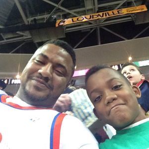 Meet your Posher, Christopher