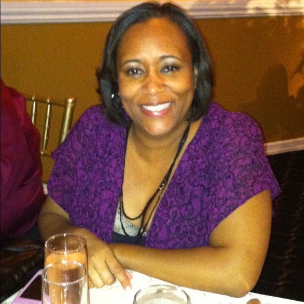 Meet your Posher, Yolanda