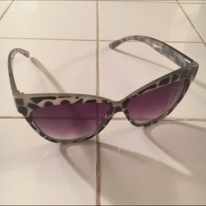 Free People Cat Eye Animal Print Sunglasses