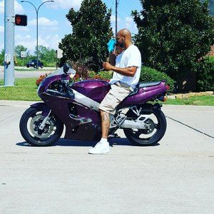 Meet your Posher, Lamont