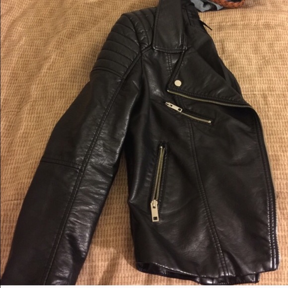 Selling this H & M leather jacket