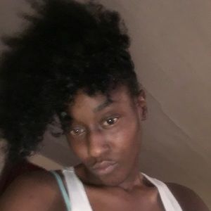 Meet your Posher, Destiny