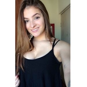 Meet your Posher, Anne