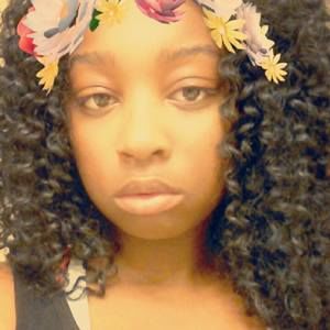 Meet your Posher, Lena