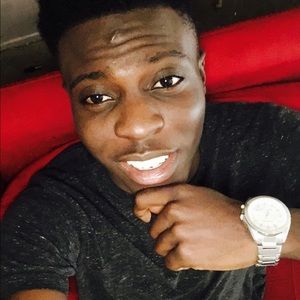 Meet your Posher, Kenaz