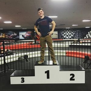 Meet your Posher, Dakota