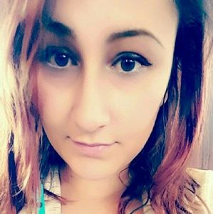 Meet your Posher, Ana