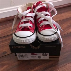 Converse size 5