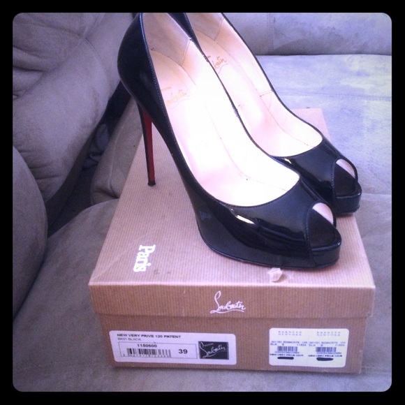 Christian Louboutin New Very Prive 120 Patent Blk