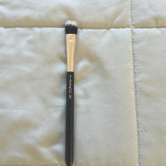 Slightly used MAC eye shadow brush