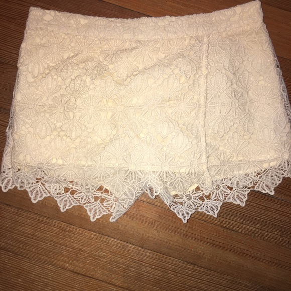 Altard state skort