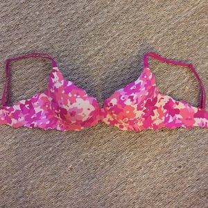 Victoria secret very sexy bra