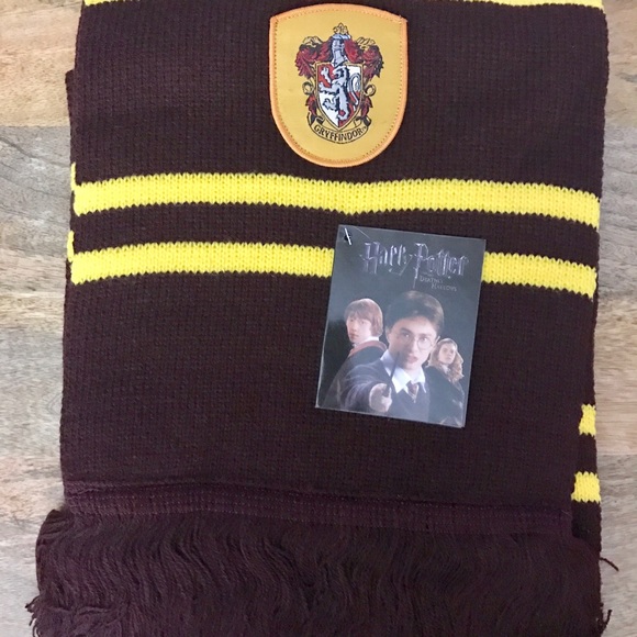 ⚡️HARRY POTTER SCARVES w/Fringe - Picture 2 of 3