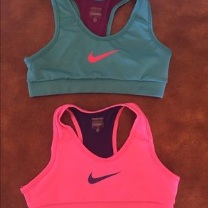 Kids Size M - Nike pro sports bras