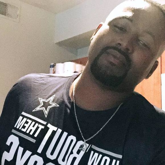 Meet your Posher, Quentin - Picture 1 of 1