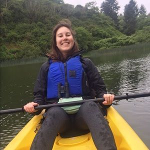 Meet your Posher, Emily