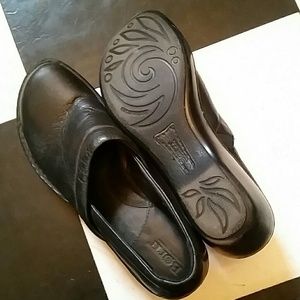 Born dress shoes