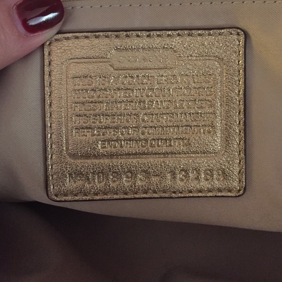 Authentic Coach Purse - Picture 2 of 4