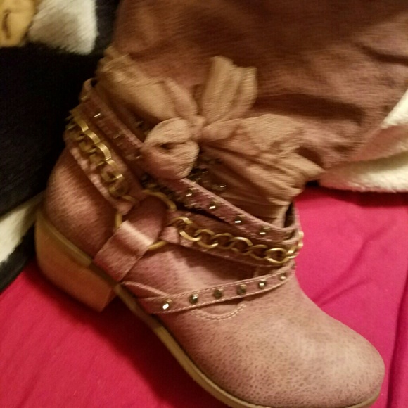 Not Rated boots - Picture 2 of 2